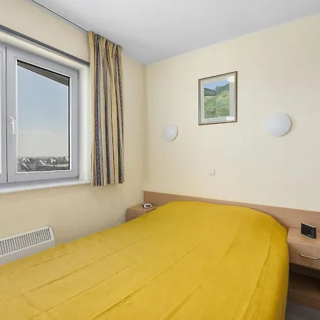 Spacious Near Seafront